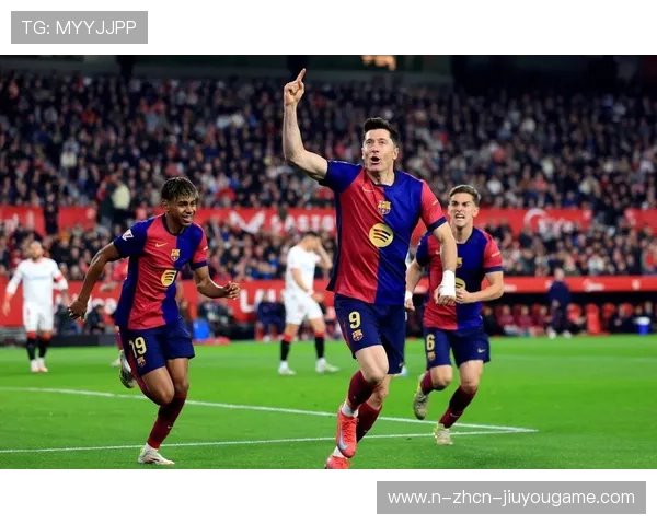 巴萨亚马尔连续假动作晃倒对手左脚兜射直挂远角：从场上技巧到赛场实战的训练秘籍