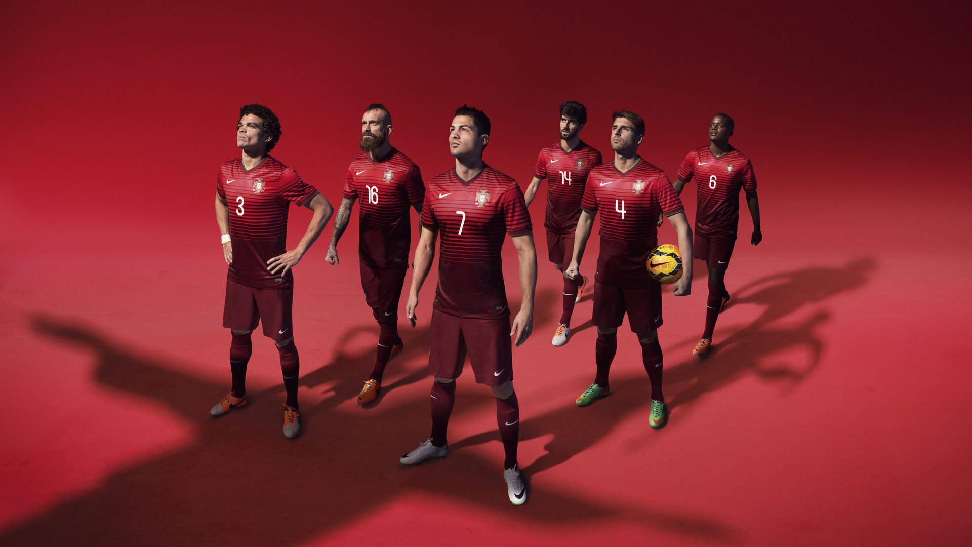 九游手游官网-世俱杯决赛：顶级对决激发球迷热情，世俱杯ds